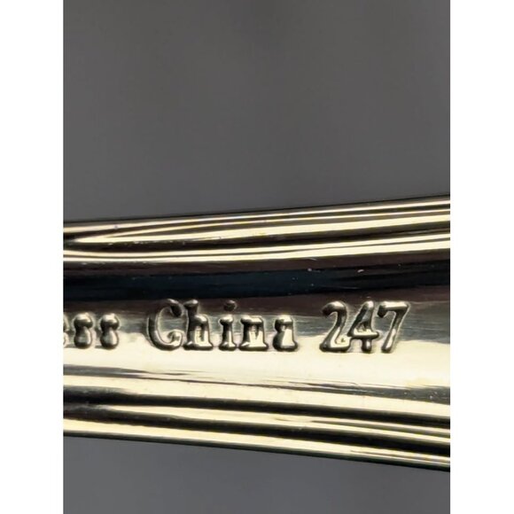 Hamilton Silversmith Gold Plated Cutlery - 40 piece place setting - Picture 8 of 10